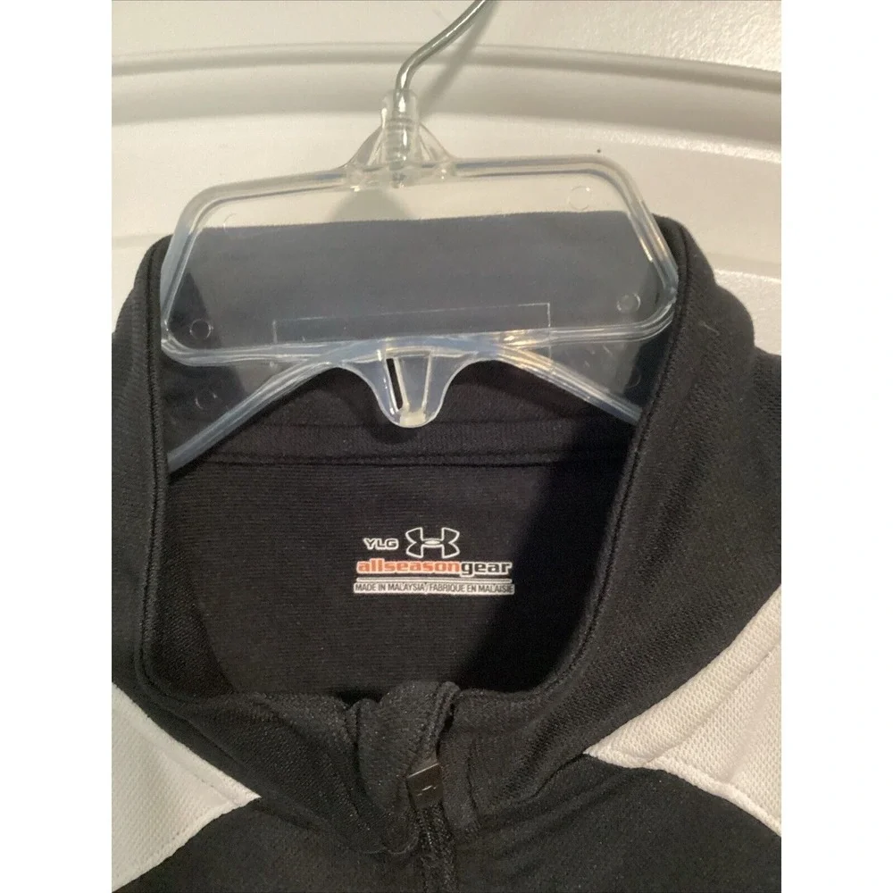 Under Armour Allseason Gear Youth L Zip Up Jacket Black White Stripe